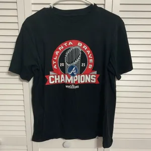 Atlanta Braves World Series Champion Shirt Size Small thumbnail 1