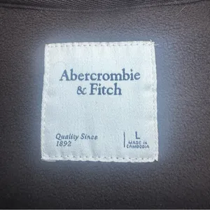 Abercrombie & Fitch Mixed Texture Sherpa Fleece Bomber Jacket. Brown. Large. thumbnail 6
