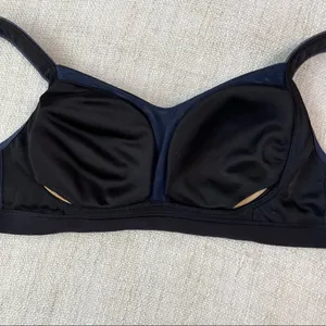 Lululemon Women’s Bra thumbnail 15