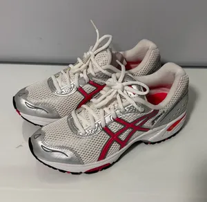 Asics White, Silver & Red Women's Running Shoes thumbnail 1