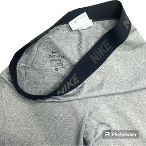 Nike 3/4 Crop Dri-Fit Athletic Legging thumbnail 3