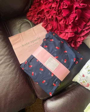NWT henley cherry jogger set size M thumbnail 9