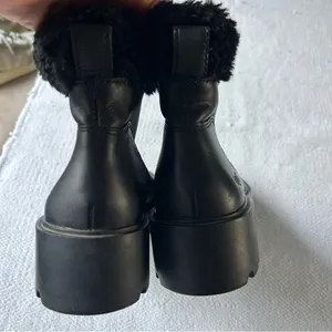 UGG Czeriesa Women's Black Boots thumbnail 3