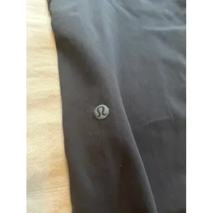 Lululemon Black High Rise Pocket Leggings 7/8 Length Yoga Pants Size 12 thumbnail 6