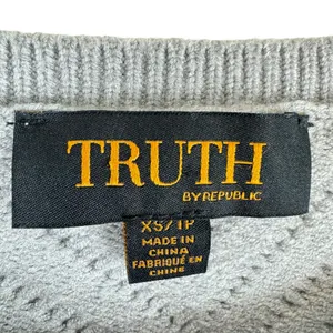 Truth By Republic Gray Plush Long Sleeve Crew Neck Chevron Pullover Sweater XS‎ thumbnail 4