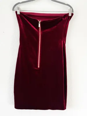 Miss Circle Victoria Red Velvet Strapless Holiday Party Mini Dress thumbnail 6