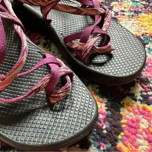 Chacos ZX2 Yampa Strappy Adjustable Sandal Womens 8 Pink Black thumbnail 3