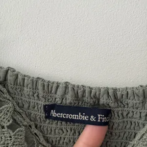 Abercrombie‎ & Fitch Sage Green Floral Lace Cami Peplum Top Y2K thumbnail 6