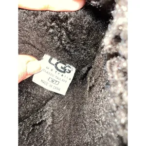 Ugg boots women’s size 7 thumbnail 6