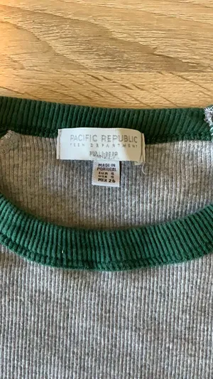 Pull & Bear Two-Tone Grey and Green Italy Baby Tee thumbnail 3