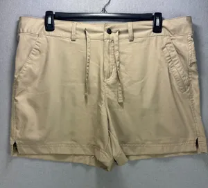 NWT Magellan Outdoors Women's Shorts XL Khaki Performance Cool Soft thumbnail 1