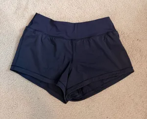 Lululemon Shorts thumbnail 1