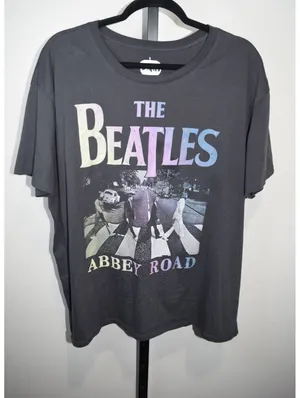 The Beatles Abbey Road Graphic T-Shirt Women's XXL Rhinestone Band Faded Black thumbnail 1