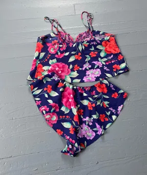 Victoria’s Secret Floral Pajama Set thumbnail 5