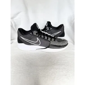 Nike Sabrina 1 Women’s 8 Good condition Black/White thumbnail 7