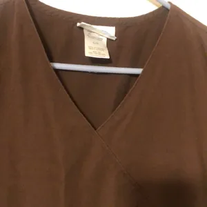 SB Scrubs Women’s Large Scrub Top Brown Color thumbnail 3