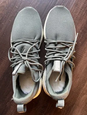 Puma women’s Olive Green Mesh Sneakers size 11 thumbnail 1