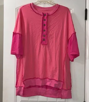 2 Tone Pink Short Sleeve Top Women's Medium thumbnail 1