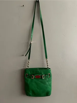 Michael Kors Hamilton Kelly Green Pebbled Leather Crossbody Bag Gold Hardware thumbnail 6