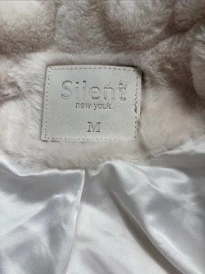 NWT Silent New York Faux Fur Jacket Size Medium Open Front Light Cream Cozy Chic thumbnail 9