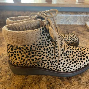 Blowfish Malibu Sand Pixie Leopard Lace Up Lined Ankle Boots Size‎ 8 thumbnail 2