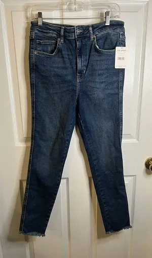 Free People Frayed Hem Skinny Leg 28" Inseam Women's Denim Jeans NWT Capri Blue thumbnail 1