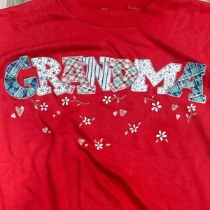 Grandma Vintage Patchwork Red Crewneck Sweatshirt Women’s Medium thumbnail 2