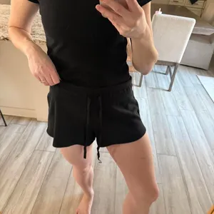 Gilly-hicks Women's Black Shorts thumbnail 2