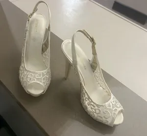 Heels Elegant White Peep-Toe Slingback Heels Audrey Brooke 8 1/2 Great shape thumbnail 1