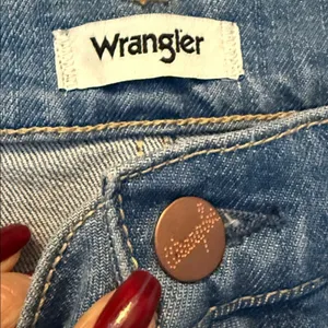 NWT Wrangler Baby Blue Sunset Classic Straight 651 Western Rodeo Denim Jeans thumbnail 4