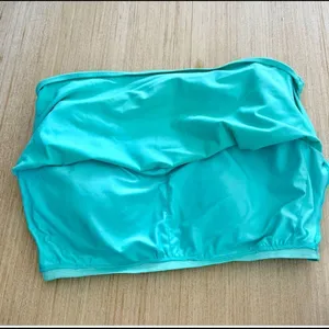 Victoria Secret green short sleeved crop top thumbnail 7