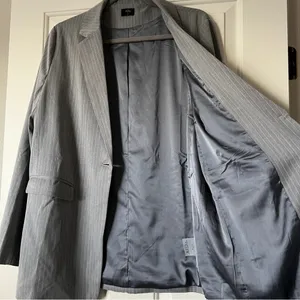 Klassy Network Gray Pinstripe Blazer Women’s Size L NWT thumbnail 11