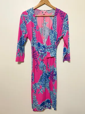 Lilly Pulitzer Yvette Pink/Blue wrap dress size medium tropical thumbnail 2