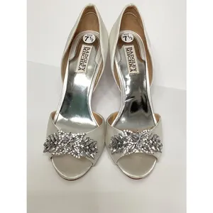New. Womens Badgley Mischka Nikki Peep Toe Heels, White. Retails $245 thumbnail 10