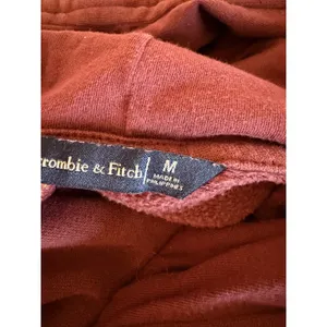 Abercrombie & Fitch Burgundy Cropped‎ Logo Hoodie Sweatshirt Medium Boxy Raw Hem thumbnail 9