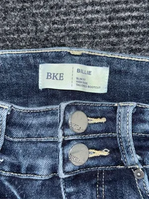 Buckle BKE Billie Slim Fit High Rise Tailored Bootcut Jeans Sz 26 x 29.5 PBK126S thumbnail 8