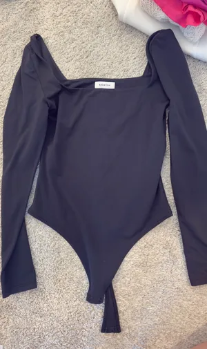 Aritzia Bodysuit  thumbnail 1