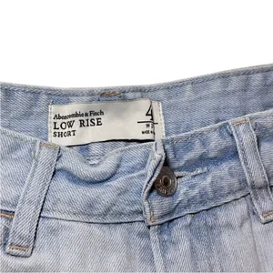 #66 Abercrombie & Fitch Low Rise Shorts thumbnail 4