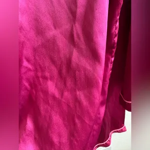 Victoria’s Secret Fuscia Satin Pajama Set Side Medium thumbnail 3