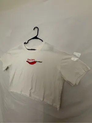 Princess Polly Women White Stay Spicy Chili Pepper Graphic Crop Tee Sz 10(A855) thumbnail 6