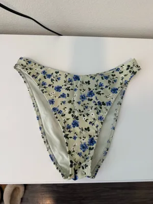 Abercrombie Bikini Set thumbnail 3