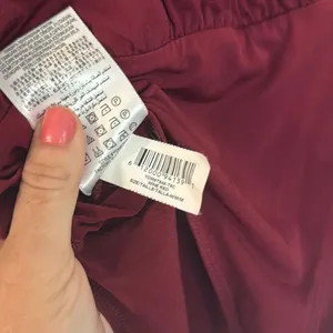 Bcbg Generation burgundy wrap bodysuit top M Red Size M thumbnail 6