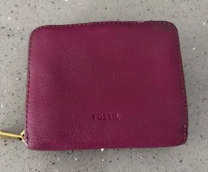 Fossil Women’s Pink Purple Leather Bifold Wallet Zip Coin Pocket READ thumbnail 1