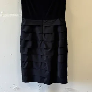 Adrianna Papell 2010s Tiered Ruffle Cocktail Dress Sleeveless V-Neck Size 12‎ thumbnail 6