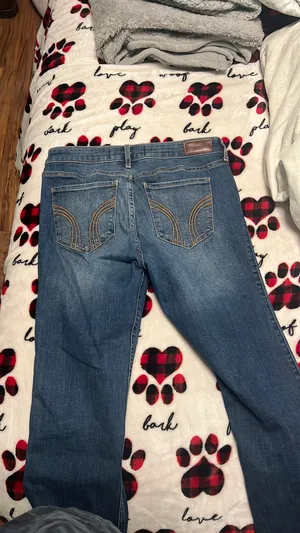 Hollister Jeans thumbnail 2