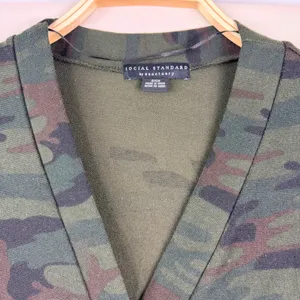 Social Standard by Sanctuary Cardigan Size S Green Camo Cropped Cardigan Utility thumbnail 7