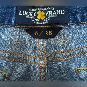 Lucky Brand Medium Wash Scalloped Embroidered Low Rise Jean Shorts Boho 6‎ / 28 thumbnail 3