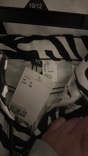 Zebra Print H&M Jeans thumbnail 3