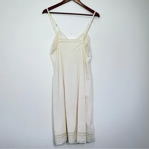 Vintage‎ Vanity Fair Slip Dress Nightgown Cream Delicate Spaghetti Strap Slip thumbnail 6