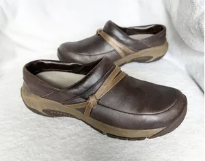 Womens shoes comfort flats slip clogs work merrell bracken 7.5 career brown tan thumbnail 1